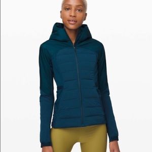 Lululemon Down for it All Jacket 12 Night Diver